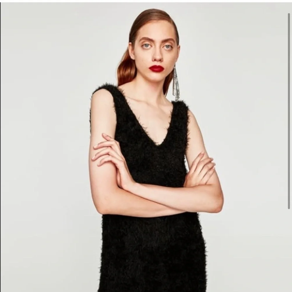 LIKE NEW Fuzzy Zara Black Midi Dress Soft Stretchy Winter Cozy Christmas Warm - Picture 2 of 4